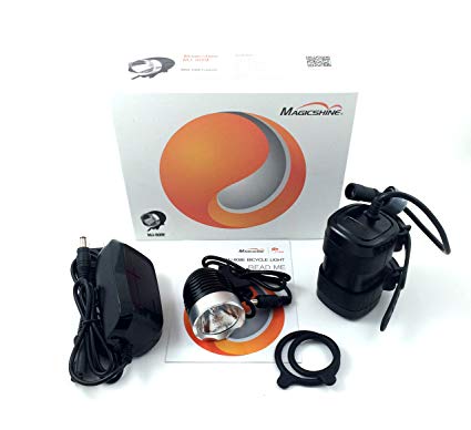 MagicShine MJ-808 3-mode 900 lumen LED Bike Light 2011 version with improved battery and charger